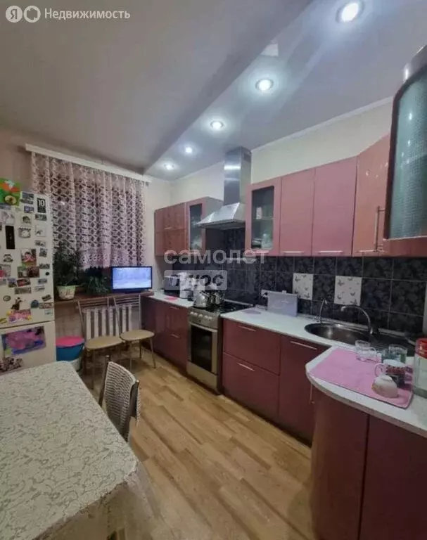 2-комнатная квартира: Астрахань, улица Куликова, 77 (60 м) - Фото 0