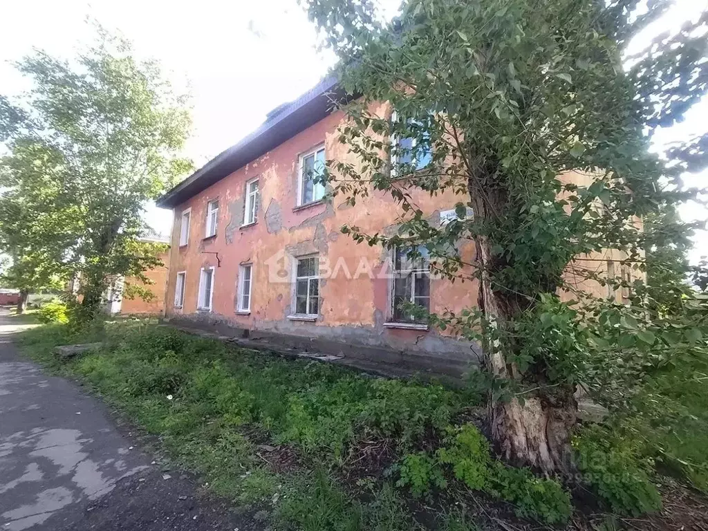 2-к кв. Алтайский край, Бийск ул. 1-й Военный городок, 122 (55.0 м) - Фото 1