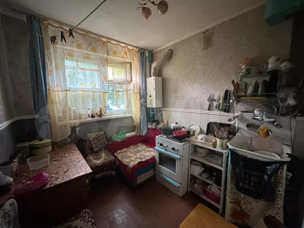 Комната 11,8 м в 4-к., 1/5 эт. - Фото 1