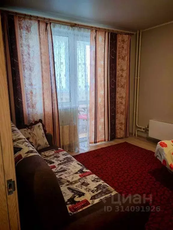 1-к кв. Тюменская область, Тюмень ул. Фармана Салманова, 6 (35.0 м) - Фото 1