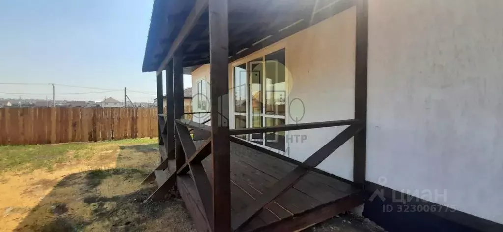 Дом в Иркутская область, Иркутский муниципальный округ, с. Хомутово ... - Фото 1