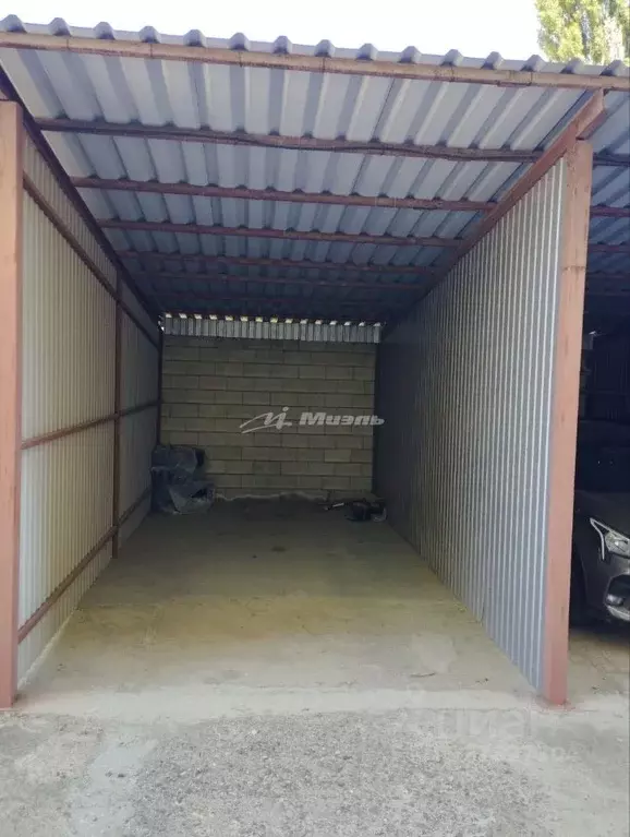 Гараж в Крым, Симферопольский район, с. Перово ул. Пригородная, 34 (30 ... - Фото 2