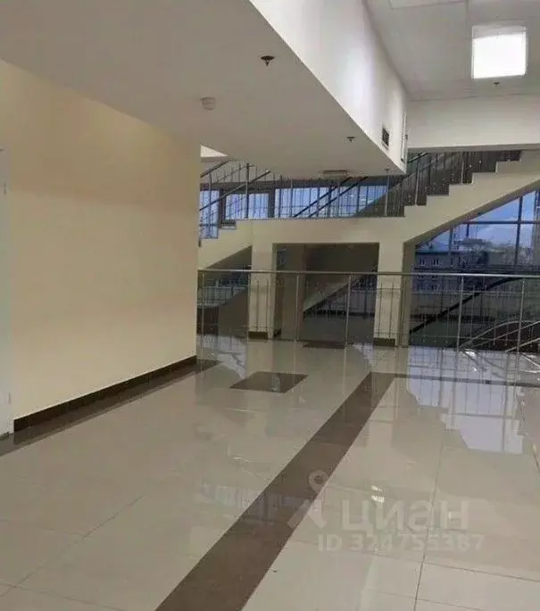 Склад в Санкт-Петербург Новолитовская ул., 15Г (426 м) - Фото 1