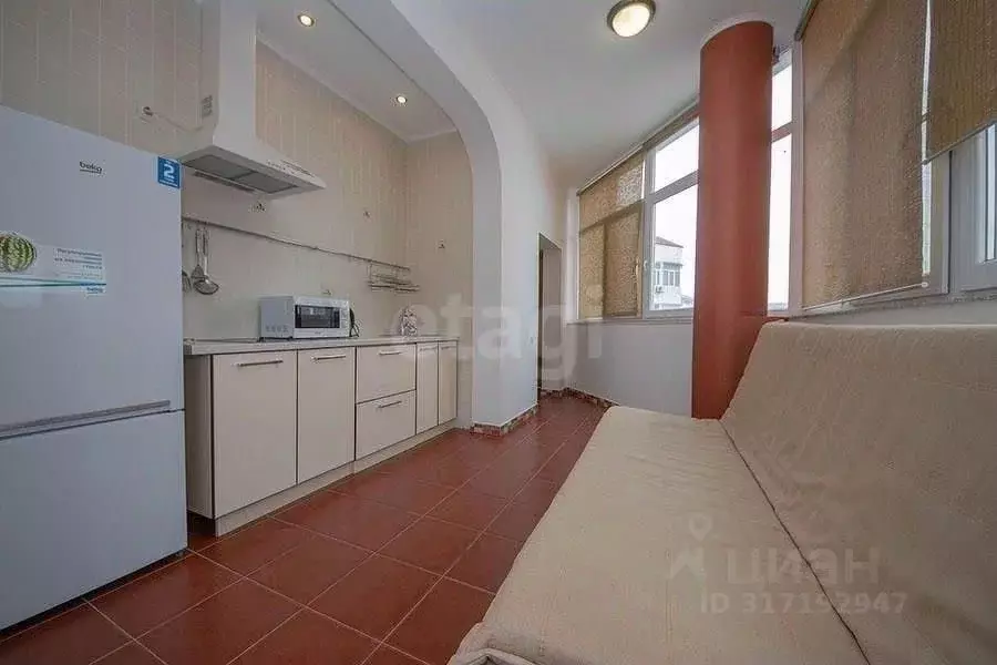 Студия Крым, Феодосия наб. Черноморская, 1Б (30.2 м) - Фото 1