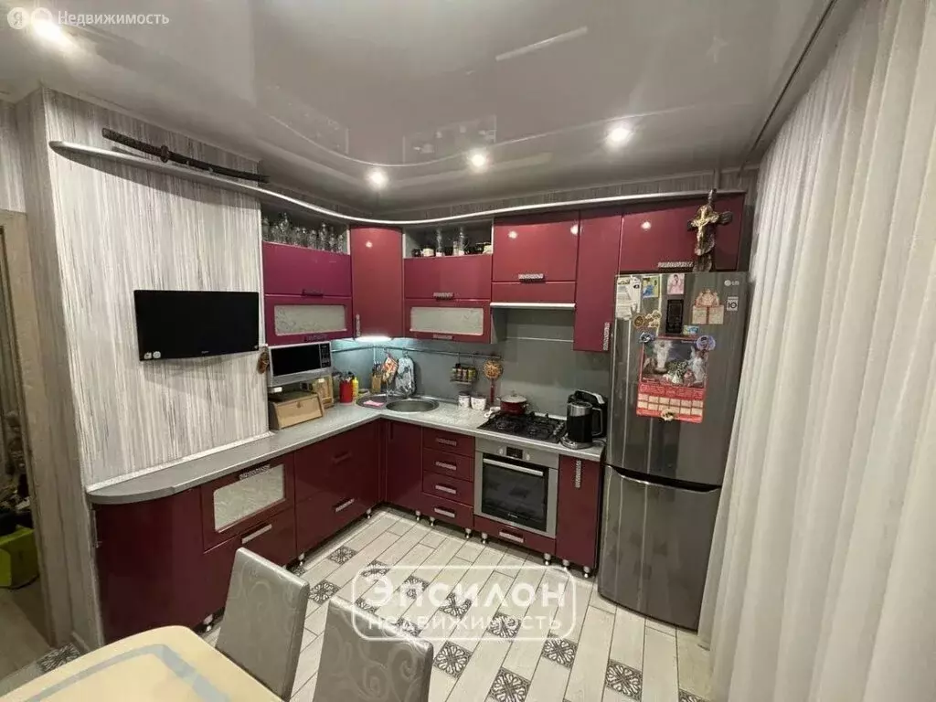 3-комнатная квартира: Курск, Студенческая улица, 26 (72.6 м) - Фото 1