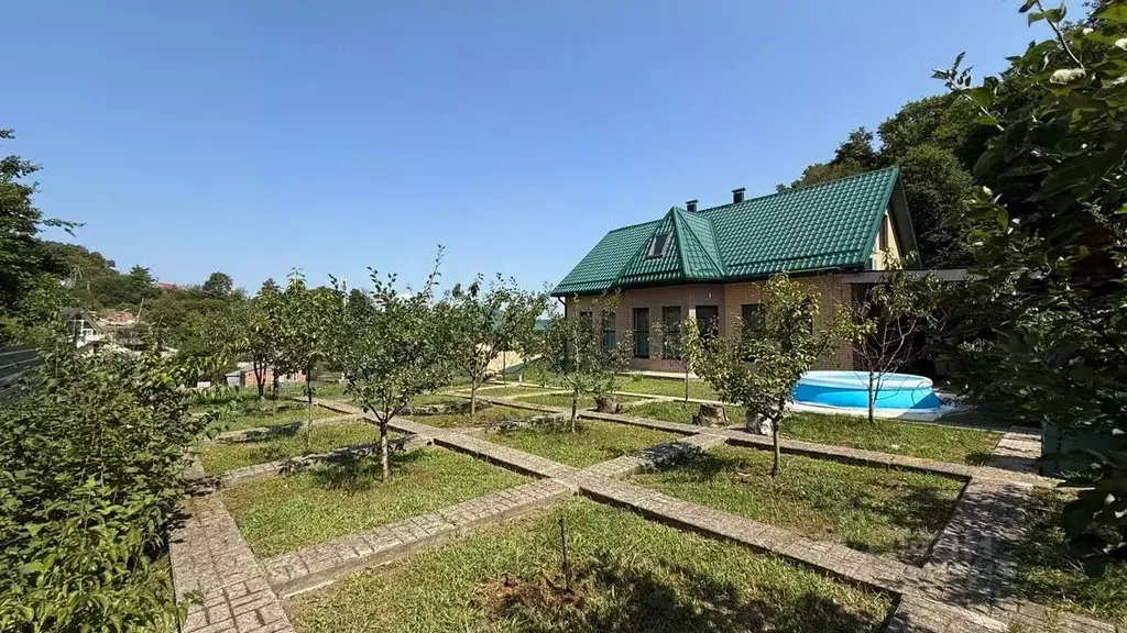 Дом в Краснодарский край, Горячий Ключ Школьная ул. (170 м) - Фото 1