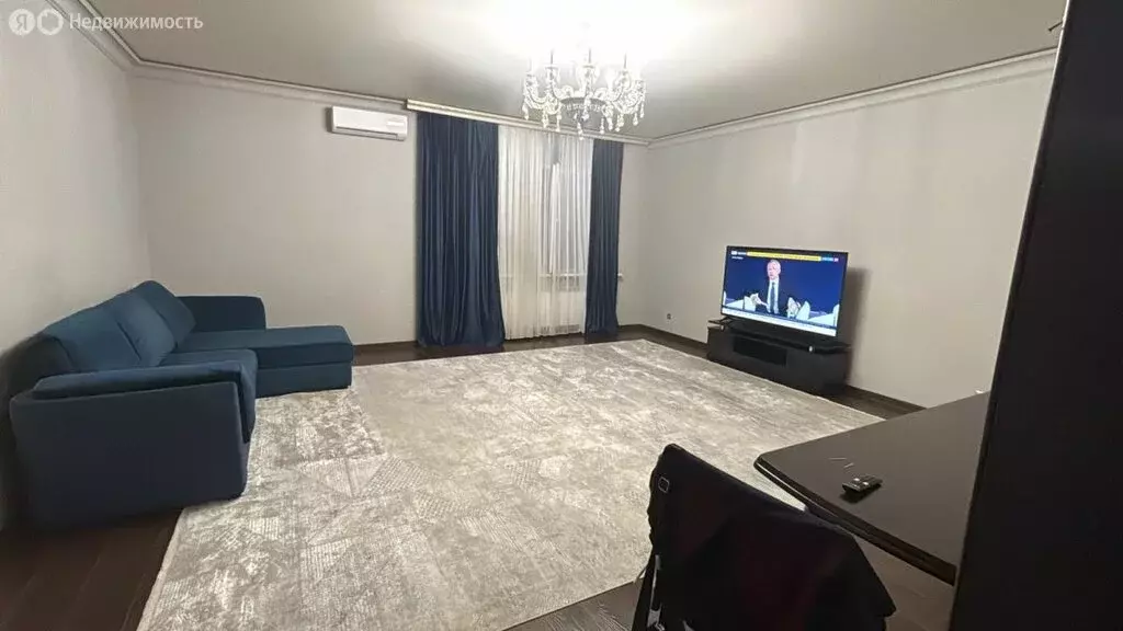 2-комнатная квартира: Махачкала, улица Генерала Омарова, 37 (82 м) - Фото 1