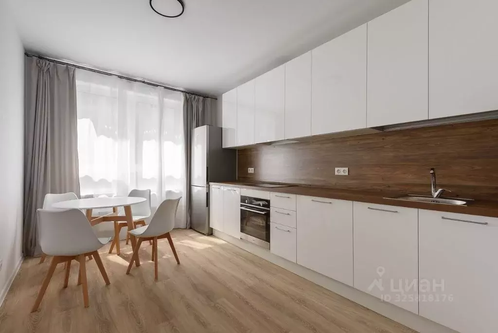 3-к кв. Московская область, Одинцовский городской округ, с. Лайково, ... - Фото 2