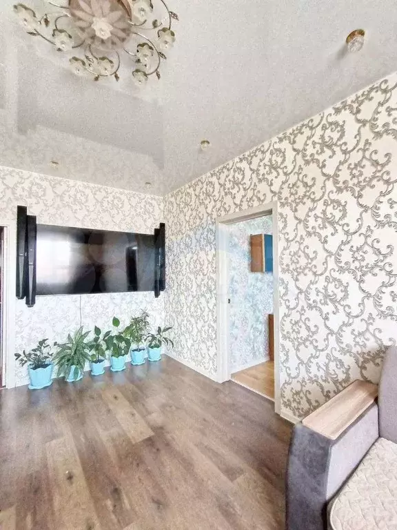 4-к. квартира, 81 м, 5/9 эт. - Фото 1