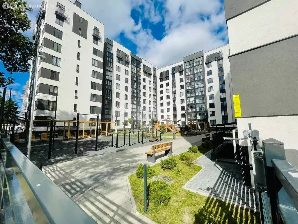 2-комнатная квартира: Калининград, Интернациональная улица, 18 (63.9 ... - Фото 1