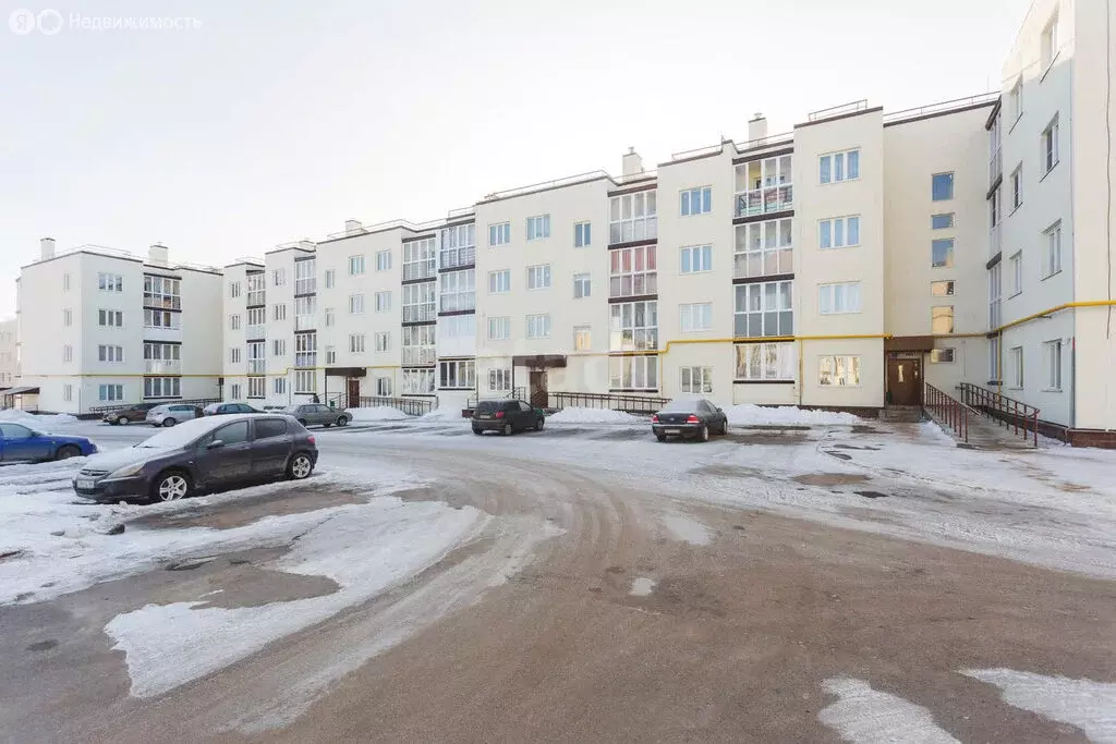 2-комнатная квартира: село Миловка, улица Довлатова, 4 (55.4 м) - Фото 0