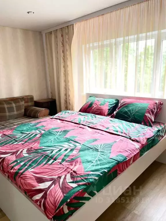1-к кв. Калининградская область, Калининград Светлая ул., 12 (35.0 м) - Фото 0