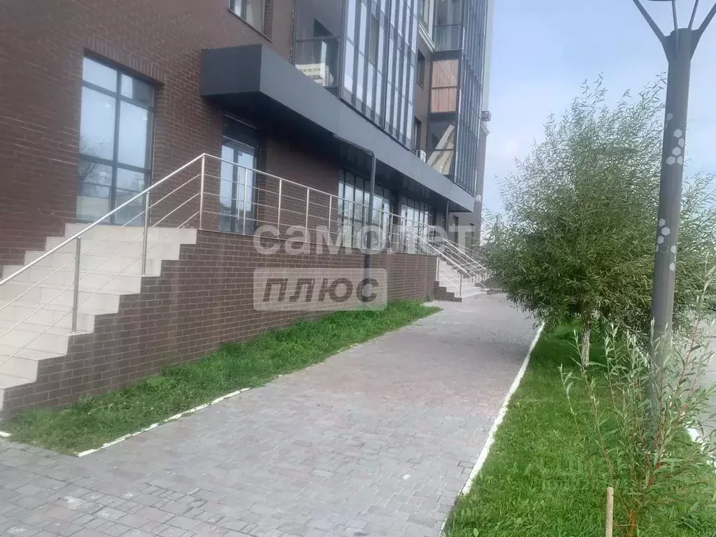 Торговая площадь в Тюменская область, Тюмень ул. Тальниковая, 1 (470 ... - Фото 1