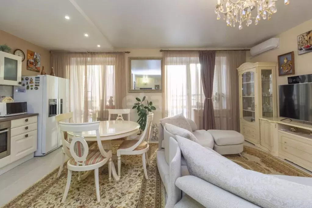 2-к кв. Омская область, Омск ул. Перелета, 27 (65.0 м) - Фото 1