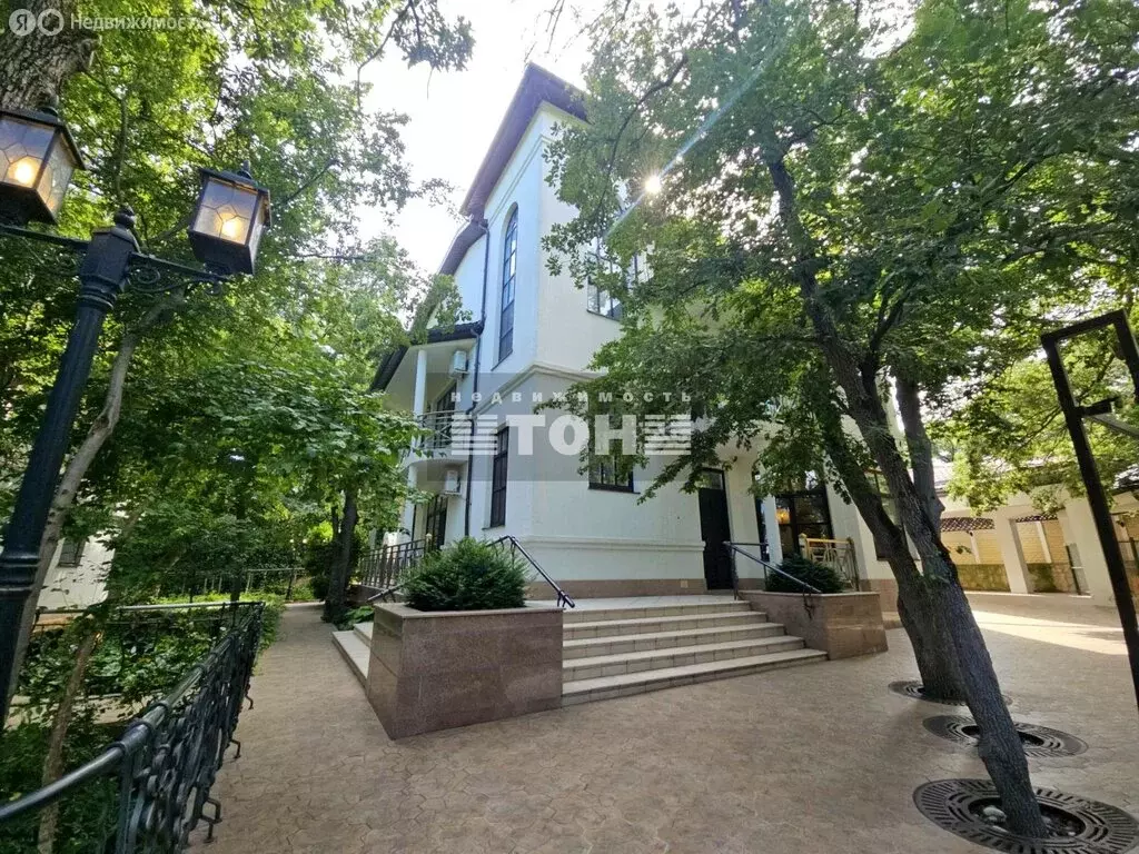 Дом в Геленджик, Зелёная улица (313 м) - Фото 0