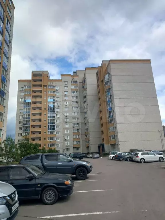 Комната 43 м в 1-к., 6/12 эт. - Фото 1