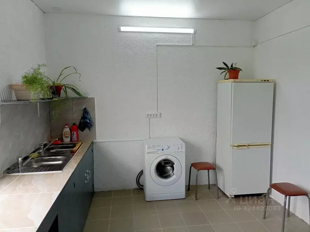 Дом в Краснодарский край, Славянск-на-Кубани ул. Юных Коммунаров (90 ... - Фото 1