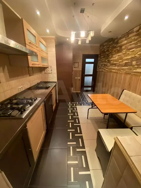 2-к. квартира, 56 м, 9/10 эт. - Фото 0