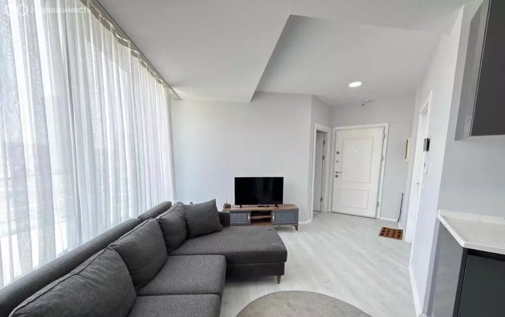 1-комнатная квартира: Адлер, Изумрудная улица, 38 (36 м) - Фото 2