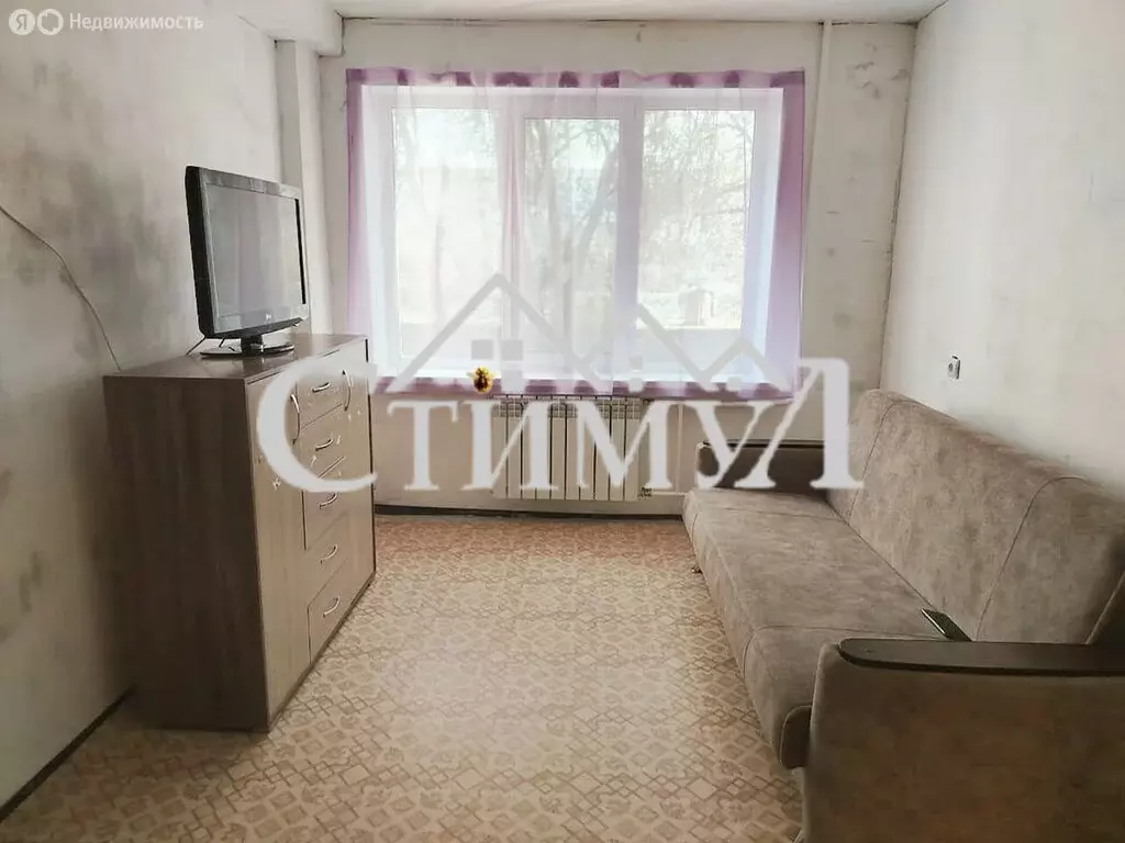 3-комнатная квартира: Абакан, улица Кати Перекрещенко, 6 (63.8 м) - Фото 1