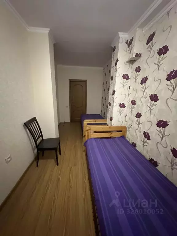 Комната Крым, Феодосия ул. Земская, 5 (12.0 м) - Фото 1