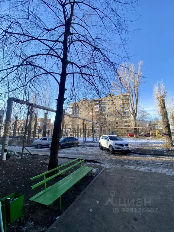 2-к кв. Саратовская область, Энгельс 1-й мкр, 8 (48.0 м) - Фото 2