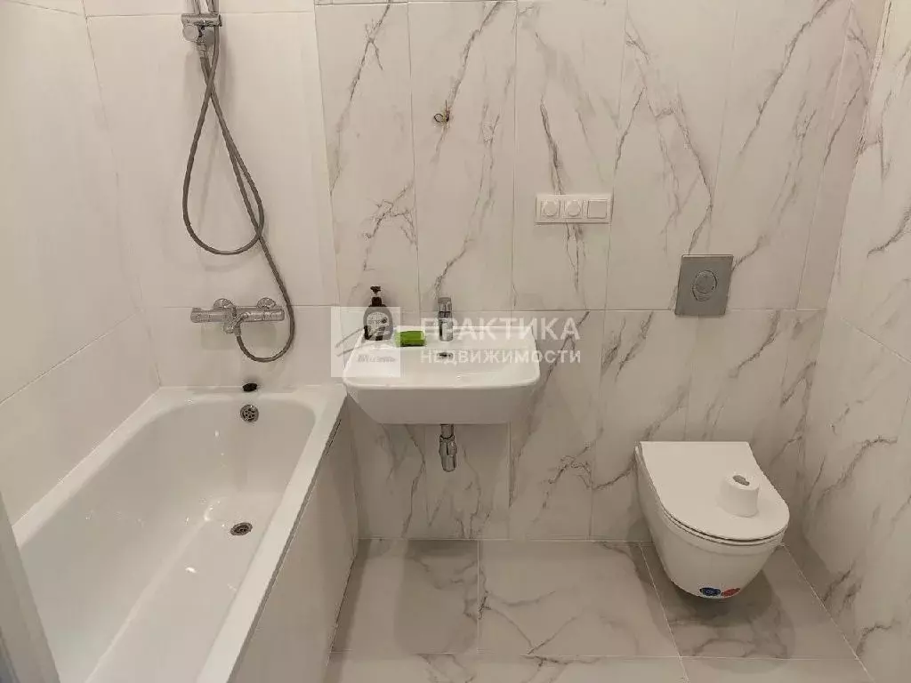 Продается 2-комнатная квартира - Фото 2