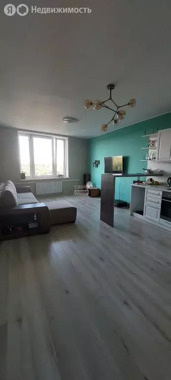 3-комнатная квартира: Екатеринбург, Республиканская улица, 5 (73.9 м) - Фото 1