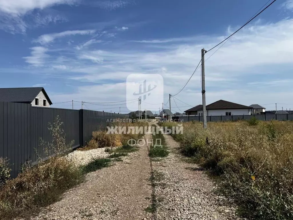 Участок в Саратовская область, Энгельсский район, Красноярское ... - Фото 2