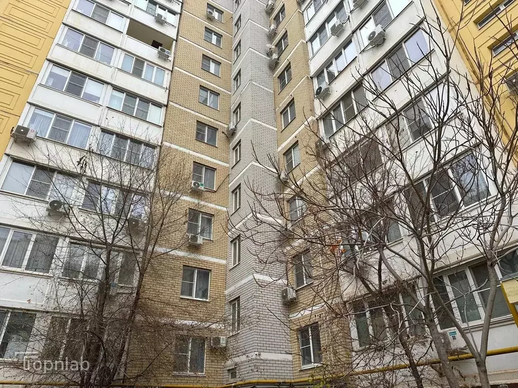 3-к кв. Астраханская область, Астрахань ул. Куликова, 81к4 (82.8 м) - Фото 1