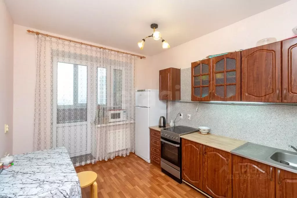 1-к кв. Тюменская область, Тюмень Солнечный проезд, 25 (40.0 м) - Фото 1