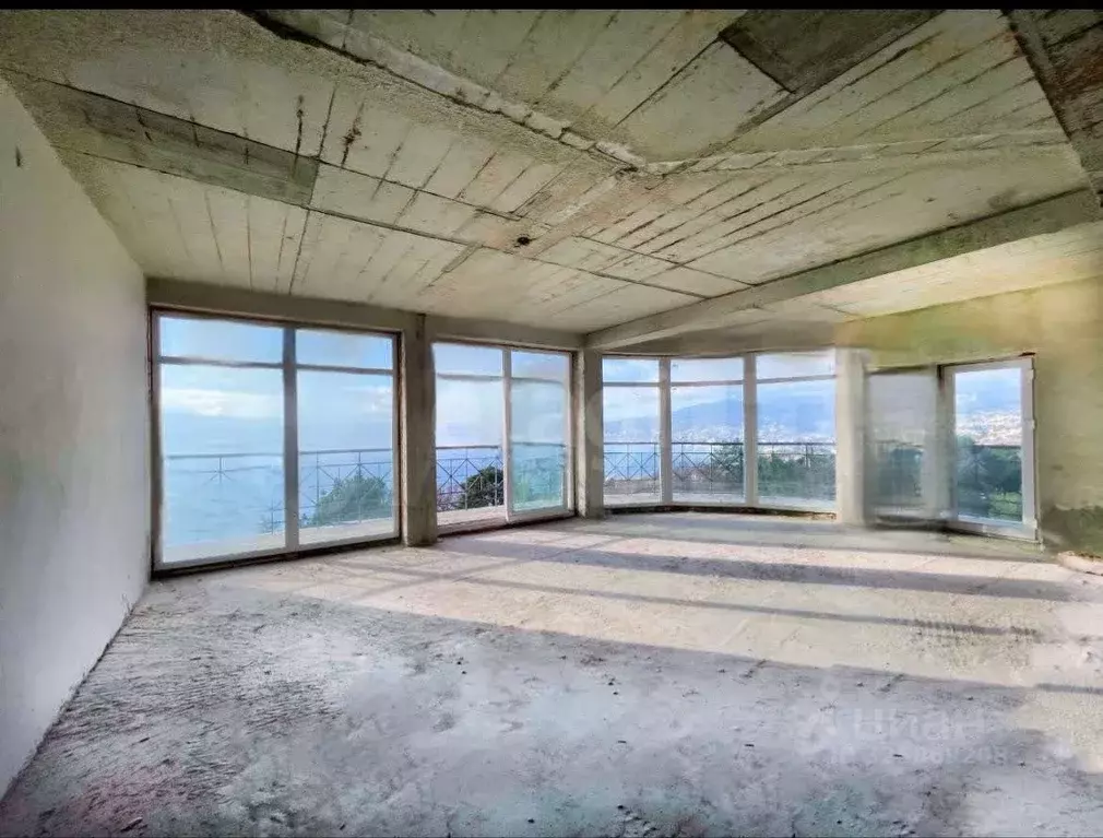 3-к кв. Крым, Ялта муниципальный округ, Восход пгт ул. Авроры, 60 ... - Фото 1