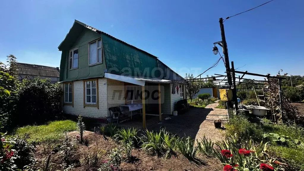 Дом в Оренбургская область, Оренбургский район, Нежинский сельсовет, ... - Фото 1