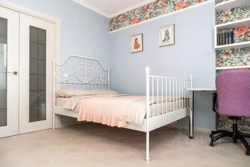 2-к кв. Свердловская область, Екатеринбург ул. Татищева, 49 (63.0 м) - Фото 2