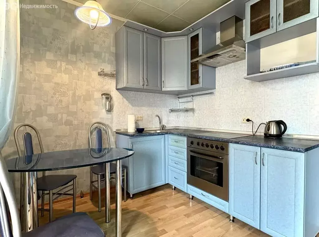 3-комнатная квартира: Череповец, Набережная улица, 41 (65 м) - Фото 2