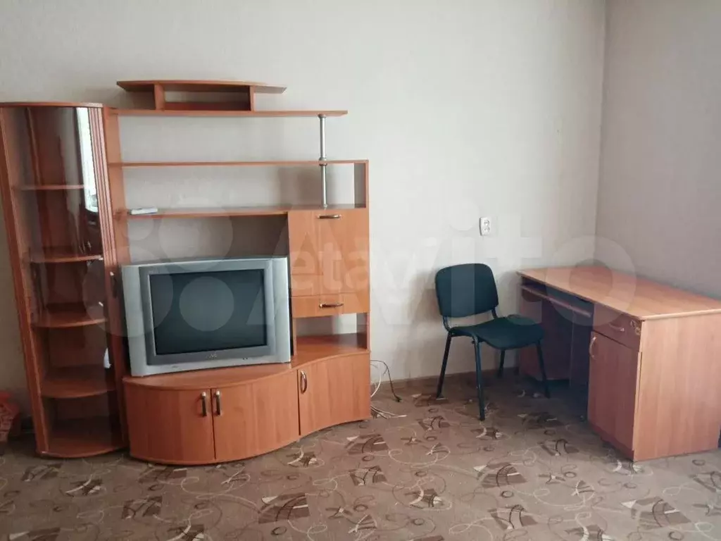 1-к. квартира, 42 м, 5/5 эт. - Фото 0