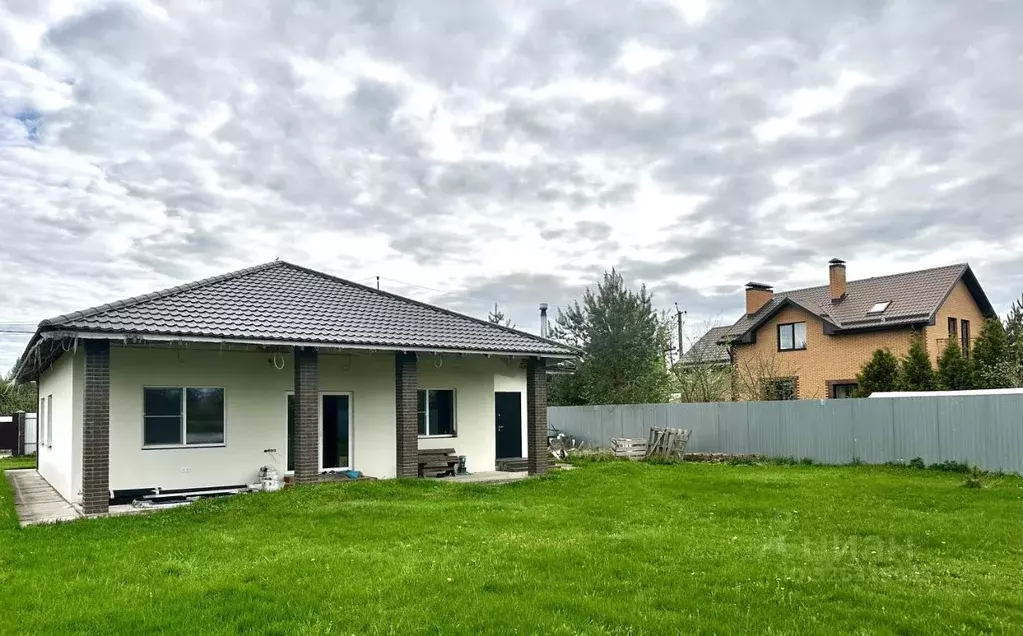 Дом в Новгородская область, Новгородский район, Бронницкое с/пос, д. ... - Фото 2