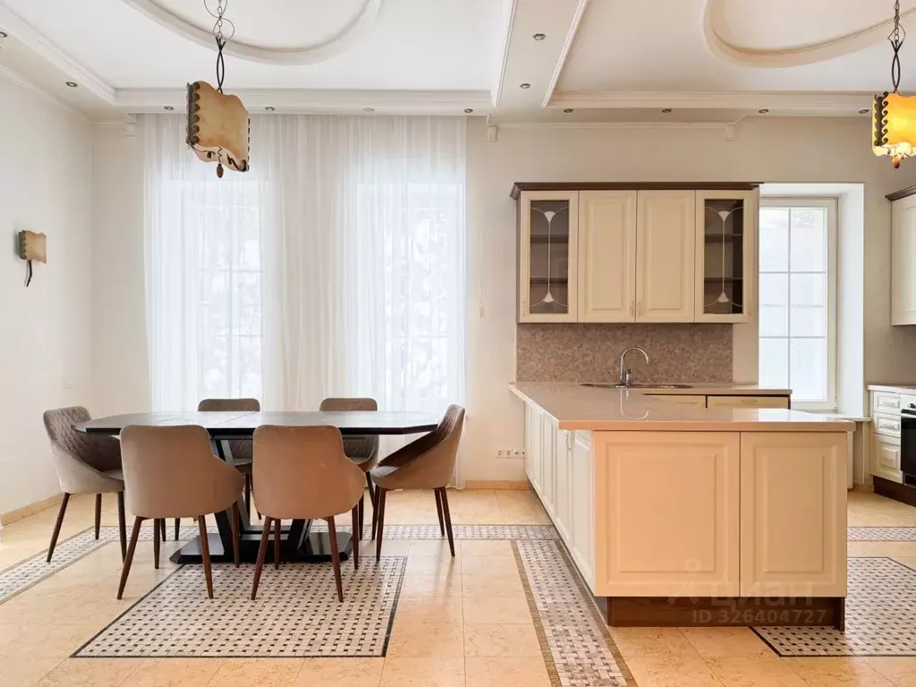 Коттедж в Московская область, Одинцовский городской округ, с. Усово, ... - Фото 1