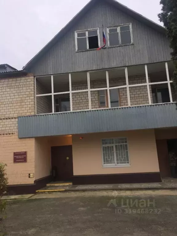 Помещение свободного назначения в Орловская область, пос. Красная Заря ... - Фото 0