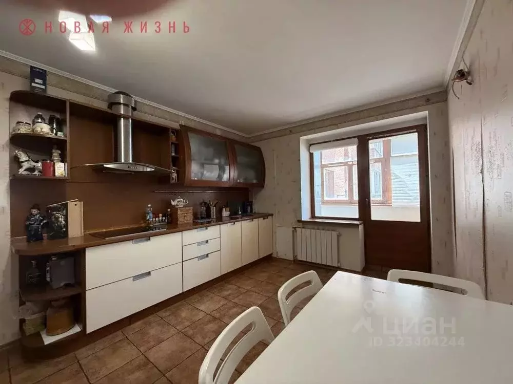 3-к кв. Самарская область, Самара просп. Кирова, 318 (117.0 м) - Фото 1