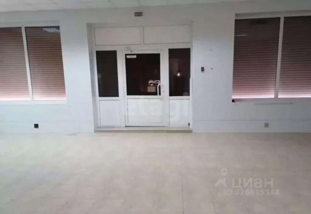 Дом в Ростовская область, Батайск Астраханская ул. (290 м) - Фото 0