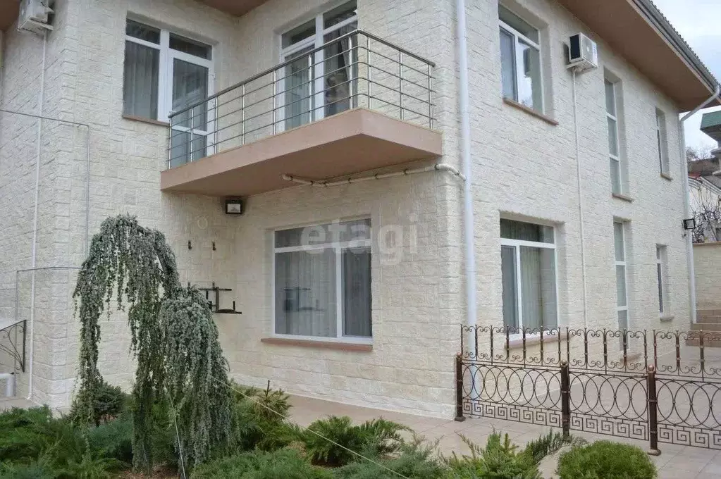 Дом в Крым, Ялта муниципальный округ, Отрадное пгт ул. Лазурная, 28 ... - Фото 1