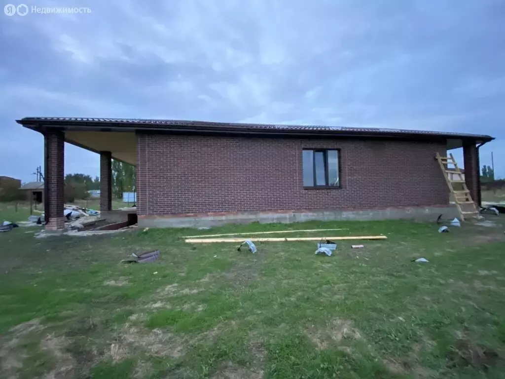 Дом в Ростов-на-Дону, Особенная улица (130 м) - Фото 2