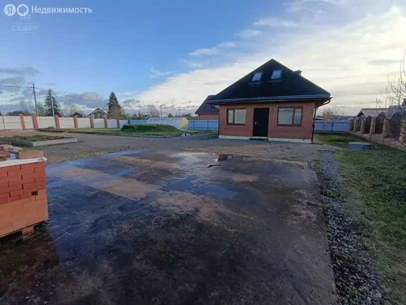 Дом в Савинское сельское поселение, деревня Хутынь, улица Павлова (140 ... - Фото 2