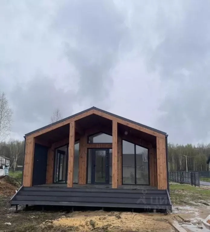 Дом в Московская область, Серпухов городской округ, Веранда кп 179 (66 ... - Фото 1