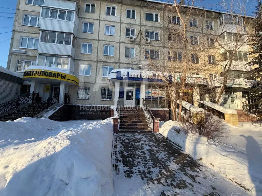 Торговая площадь в Челябинская область, Златоуст 3-й микрорайон ... - Фото 1