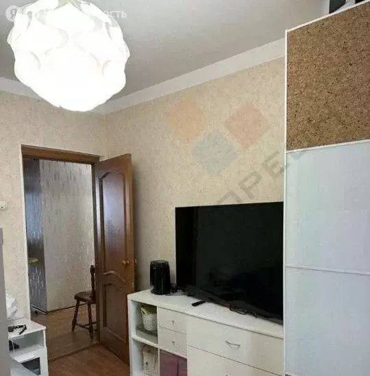 3-комнатная квартира: Краснодар, улица Красных Партизан, 111 (72 м) - Фото 1