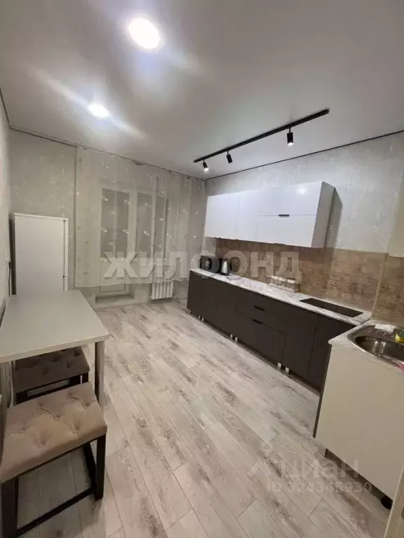 2-к кв. Хакасия, Абакан ул. Ивана Ярыгина, 33/1 (59.2 м) - Фото 0