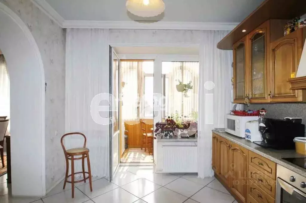 5-к кв. Тюменская область, Тюмень Новосибирская ул., 50 (239.0 м) - Фото 0