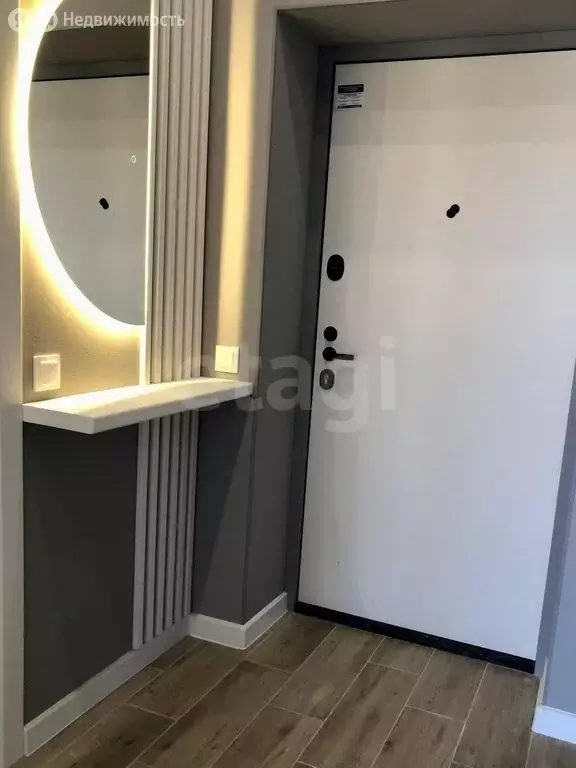 1-комнатная квартира: Калининград, Арсенальная улица, 29к5 (41.1 м) - Фото 1